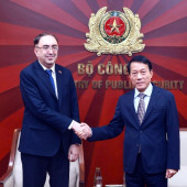 Bộ trưởng Lương Tam Quang tiếp Đại sứ Armenia