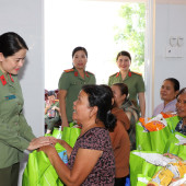 Chương trình “Đồng hành cùng phụ nữ Công an xã” và “Đồng hành cùng phụ nữ biên cương” năm 2026