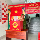 Công an xã Vĩnh Trinh tổ chức bầu cử sớm bảo đảm đúng quy định