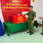 Công an xã Xà Phiên tham gia bầu cử sớm đại biểu Quốc hội khóa XVI và đại biểu Hội đồng nhân dân các cấp nhiệm kỳ 2026 – 2031