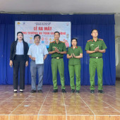 CÔNG AN XÃ PHỤNG HIỆP, XÃ VĨNH LỢI RA MẮT MÔ HÌNH “CỔNG TRƯỜNG AN TOÀN GIAO THÔNG” CỦA