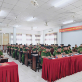 Công an phường Hưng Phú phát động phong trào thi đua “Vì An ninh Tổ quốc năm 2026