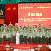 Khai giảng lớp đào tạo Cao cấp lý luận chính trị mở tại Công an thành phố Cần Thơ