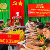 Đảng ủy Công an xã Tân Hòa tham dự Hội nghị quán triệt và triển khai thực hiện Nghị quyết Hội nghị lần thứ hai Ban Chấp hành Trung ương Đảng khóa XIV