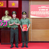 Công an thành phố Cần Thơ công bố quyết định chuyển đổi Nhà khách Tây Nam thành Nhà nghỉ dưỡng Tây Nam