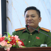 Công an xã Phong Điền phối hợp tuyên truyền, hướng dẫn hồ sơ về phòng cháy, chữa cháy và cứu nạn cứu hộ
