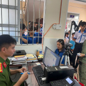 Công an xã Thuận Hòa quyết tâm hoàn thành chỉ tiêu cấp định danh điện tử cho học sinh