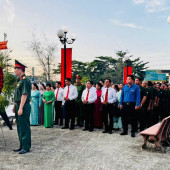 Công an xã Thạnh Xuân tham gia hoạt động tri ân các anh hùng liệt sĩ nhân kỷ niệm 51 năm ngày giải phóng miền nam, thống nhất đất nước