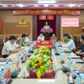 Kịp thời biểu dương, khen thưởng đột xuất trong công tác đấu tranh, triệt phá các chuyên án ma túy lớn của Công an thành phố Cần Thơ