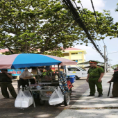 CÔNG AN XÃ PHÚ TÂM TĂNG CƯỜNG CÔNG TÁC KIỂM TRA,  BẢO ĐẢM TRẬT TỰ, AN TOÀN TẠI KHU VỰC CỔNG TRƯỜNG