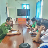 Cảnh báo tình trạng học sinh sử dụng xe đạp điện “độ, chế” tiềm ẩn nguy cơ mất an toàn giao thông