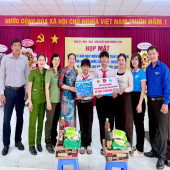 Rực rỡ sắc cờ và giai điệu chiến thắng trong hành trình “đồng hành” của Công an phường Vị Tân