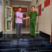 Công an xã Trường Xuân kịp thời hỗ trợ người dân nhận lại hơn 42 triệu đồng chuyển nhầm