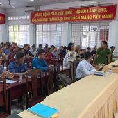 Công an xã Trường Long Tây nâng cao trách nhiệm của cơ sở kinh doanh trong công tác phòng cháy, chữa cháy