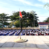 Công an phường Ngã Bảy tuyên truyền pháp luật và kỹ năng tham gia giao thông an toàn tại Trường THPT Nguyễn Minh Quang