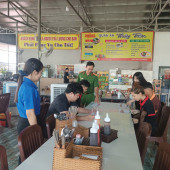Công an phường Long Bình ra quân kiểm tra, tuyên truyền an toàn thực phẩm