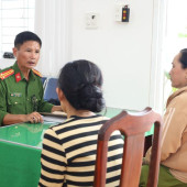 Cần Thơ: Giải ngân vốn vay cho người sau cai nghiện ma túy tại phường Đại Thành