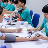 Toàn dân được khám sức khỏe miễn phí - bước ngoặt của y tế Việt Nam