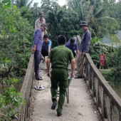 Chi đoàn Công an xã An Lạc Thôn phát huy vai trò xung kích trong sửa chữa cầu nông thôn phục vụ Nhân dân
