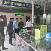 Công an xã Thạnh An đẩy mạnh phối hợp kiểm tra, xử lý vi phạm an toàn thực phẩm vì sức khỏe Nhân dân