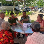 Công an xã Đại Ngãi và hành trình "phủ xanh" tài khoản định danh điện tử