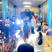 Thắp sáng đêm tối, hết lòng phục vụ Nhân dân