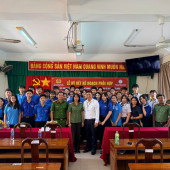 Xây dựng đơn vị điển hình trong phong trào toàn dân bảo vệ an ninh Tổ quốc tại Trường Trung học phổ thông Nguyễn Việt Hồng