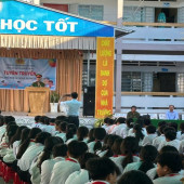 Công an xã Tân Phước Hưng: Đẩy mạnh tuyên truyền  phòng chống đuối nước và tổ chức dạy bơi cho học sinh