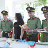 Tăng cường sự lãnh đạo của Đảng đối với hoạt động xuất bản trong tình hình mới