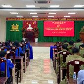 Xã Trần Đề ra quân thực hiện “Chiến dịch mùa hè số cùng VneID”