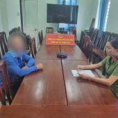 Công an xã Thạnh An chủ động tuyên truyền, nhắc nhở trường hợp tương tác với thông tin xấu độc trên không gian mạng