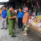 Công an xã Đông Thuận tham mưu Ủy ban nhân dân xã tổ chức Lễ ra quân thực hiện “Chiến dịch mùa hè số cùng VNeID” trên địa bàn trên địa bàn xã Đông Thuận.