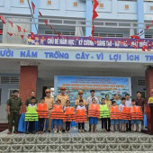 Trang bị kỹ năng phòng, chống đuối nước cho học sinh