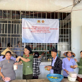 Trạm Công an cửa khẩu cảng Cần Thơ đẩy mạnh thực hiện phong trào thi đua “ba nhất” gắn với hoạt động an sinh xã hội và học tập, thực hiện Sáu điều Bác Hồ dạy Công an nhân dân