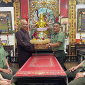 Công an phường Bình Thủy: Thăm hỏi, chúc mừng các cơ sở Phật giáo nhân dịp Đại lễ Phật đản 2026