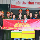 Công an thành phố Cần Thơ: Bát cháo nghĩa tình - Ấm lòng người bệnh