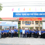 Tuổi trẻ Công an phường Long Bình phát huy tinh thần “3 nhất”, xung kích đồng hành cùng Chương trình “Tiếp sức mùa thi” năm 2026