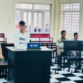 Tưởng người khác chửi mình, thanh niên lãnh 9 tháng tù vì nhát dao “vô cớ”