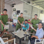 Công an xã Đông Thuận tiếp tục tập trung ra quân thực hiện công tác tuyên truyền phòng, chống tội phạm, tệ nạn ma túy góp phần giữ vững “địa bàn xã không ma túy” và chủ động phòng ngừa hành vi cá độ bóng đá trong mùa World Cup 2026 trên địa bàn xã.