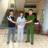 Hành động đẹp của Công an xã Tân Phước Hưng trong việc trao trả tài sản cho người dân