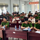 PHƯƠNG BÌNH: CÔNG AN XÃ TỔ CHỨC HỘI NGHỊ ĐẨY NHANH TIẾN ĐỘ THỰC HIỆN KẾ HOẠCH SỐ 216/KH-UBND CỦA ỦY BAN NHÂN DÂN THÀNH PHỐ CẦN THƠ