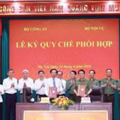 Tiếp tục tăng cường công tác phối hợp giữa Bộ Công an và Bộ Nội vụ