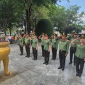PHÒNG AN NINH ĐỐI NGOẠI, CÔNG AN THÀNH PHỐ CẦN THƠ TỔ CHỨC HÀNH QUÂN VỀ NGUỒN TẠI KHU TƯỞNG NIỆM ANH HÙNG LIỆT SĨ VÕ THỊ SÁU
