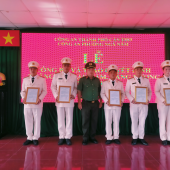 Tiếp thêm động lực, vững bước lập công: “LỄ CÔNG BỐ QUYẾT ĐỊNH THĂNG CẤP BẬC HÀM, NÂNG BẬC LƯƠNG NĂM 2026 TẠI CÔNG AN PHƯỜNG NGÃ NĂM”
