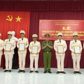 Công an phường Cái Răng tổ chức Lễ công bố Quyết định thăng cấp bậc hàm, nâng lương năm 2026