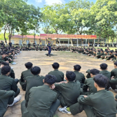 Nâng cao kỹ năng chữa cháy và cứu nạn, cứu hộ cho chiến sĩ nghĩa vụ mới tại Công an thành phố Cần Thơ