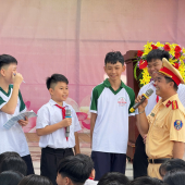 Tổ chức tuyên truyền trong kỳ sinh hoạt hè đặc biệt giúp học sinh nắm chắc pháp luật an toàn giao thông, rèn luyện kỹ năng lái xe an toàn và trang bị kiến thức phòng chống đuối nước – những kỹ năng sống cho lứa tuổi học sinh.