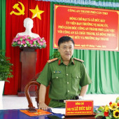 Đại tá Lê Đức Bảy, Phó Giám đốc Công an thành phố làm việc với Công an 04 xã, phường phụ trách về kết quả công tác 6 tháng đầu năm 2026