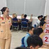 Đề xuất đổi mới sát hạch lái xe theo hướng tăng kỹ năng thực tế, giảm 50% thời gian giải quyết thủ tục
