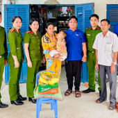 Công an xã Tân Phước Hưng lan tỏa nghĩa tình vì cộng đồng